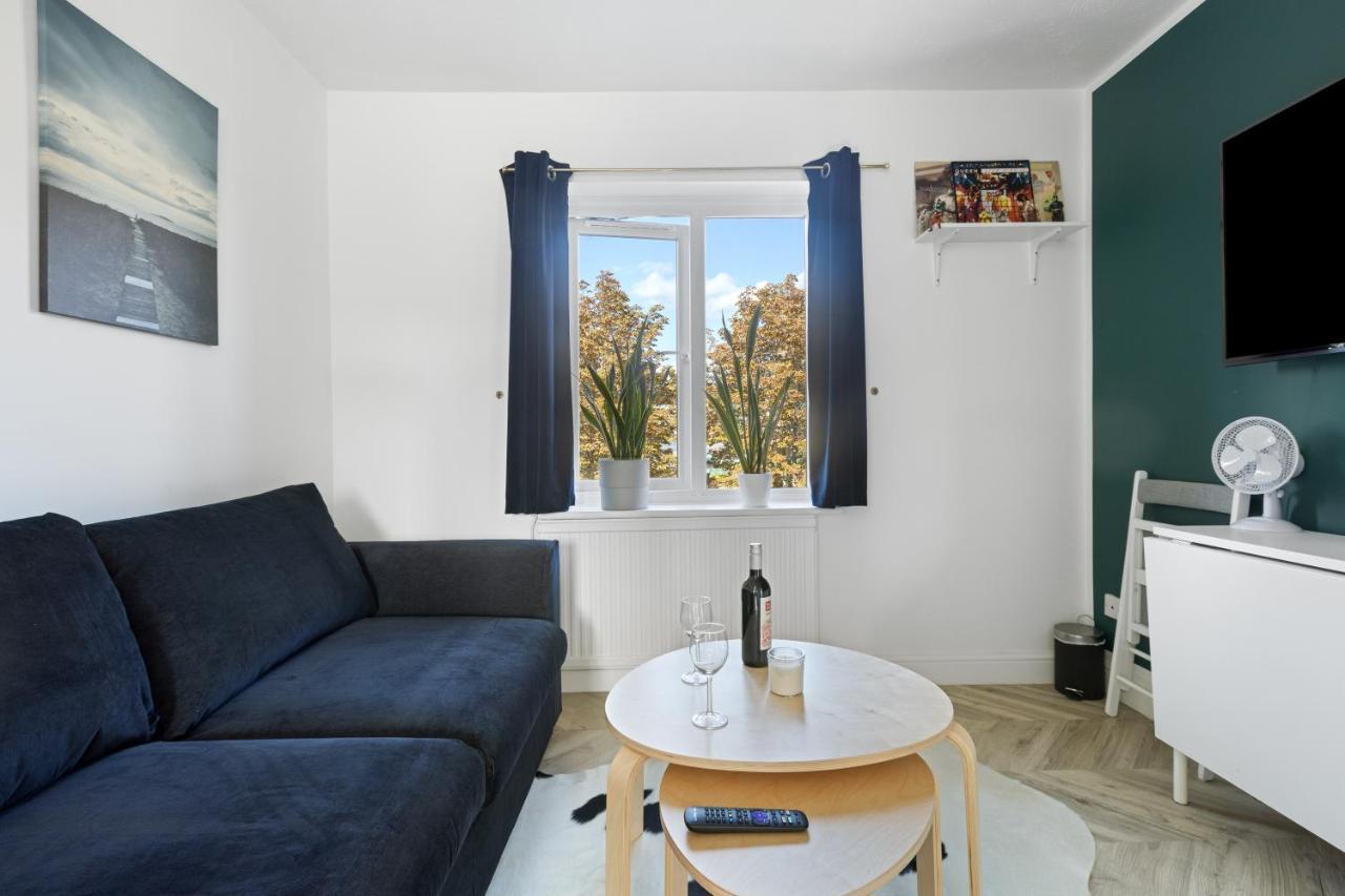 Tranquil 1 Bed Flat In East London Apartment Екстериор снимка